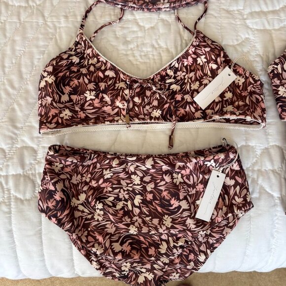 NWT - Two Sets of Juliette Porter Bikini with Matching Bucket Hats - Picture 14 of 14